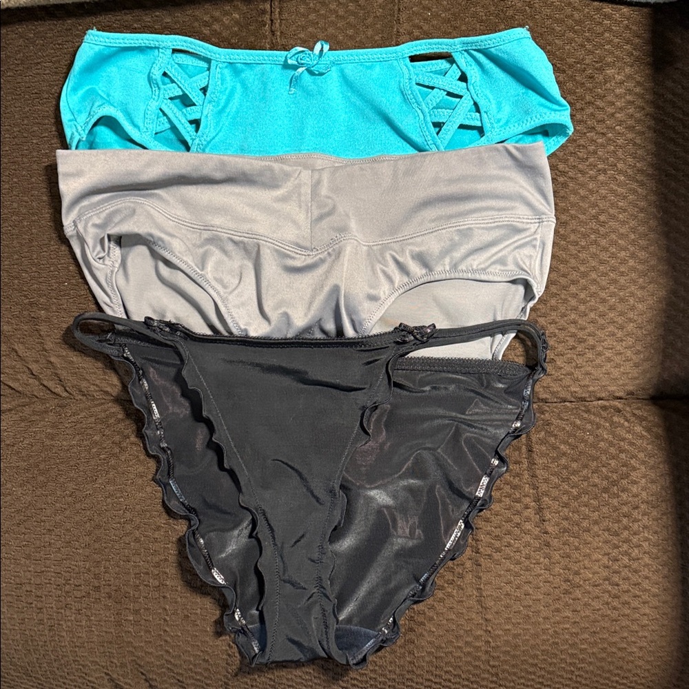 Spencer's Women's Panties Set Ladies Under Wear Garments Bow Feminine Mixed LOT